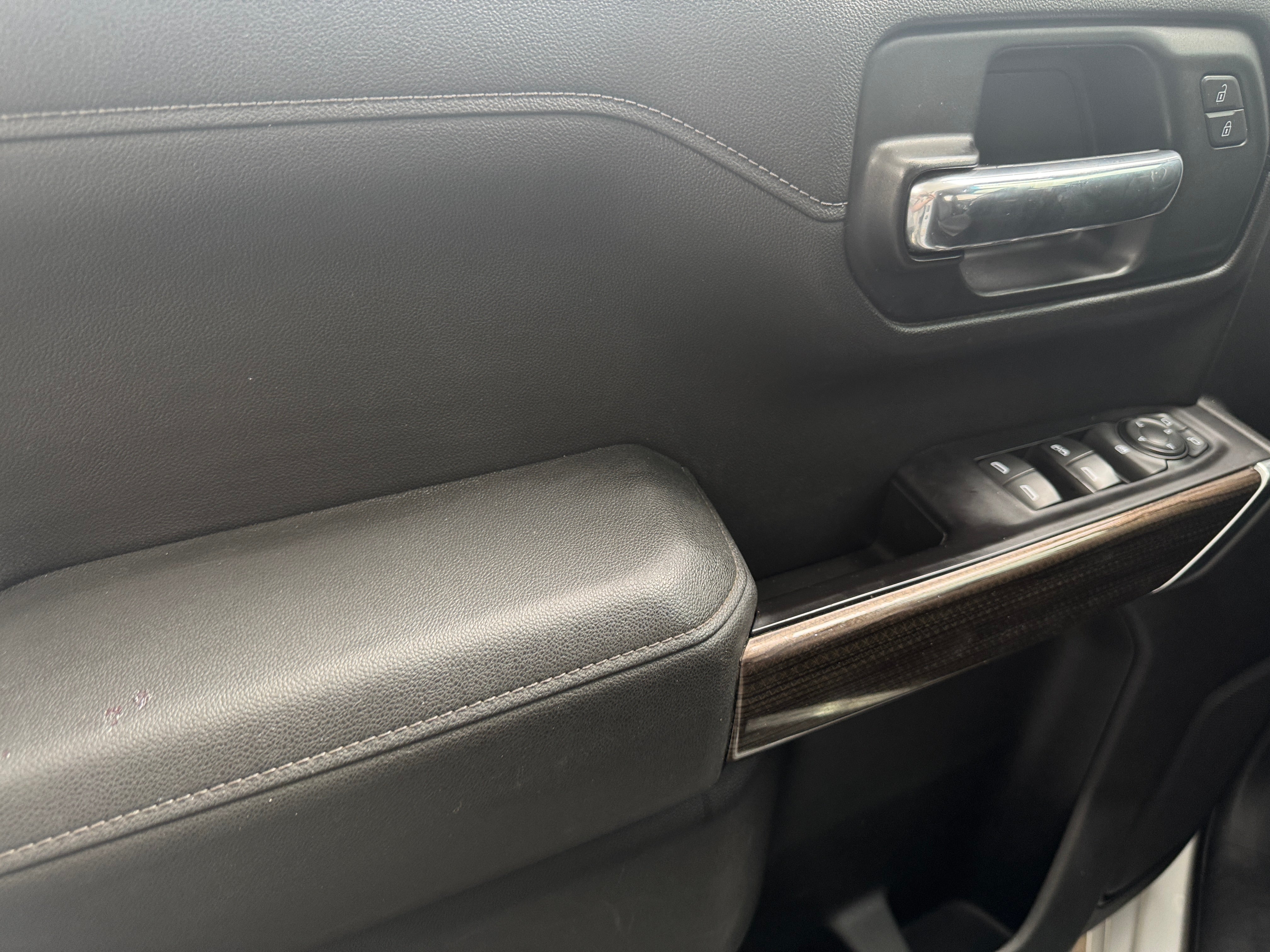 chevrolet silverado 1500 2019 3GCPWCEK1KG193069 image chevrolet silverado 1500 2019 3GCPWCEK1KG193069 image